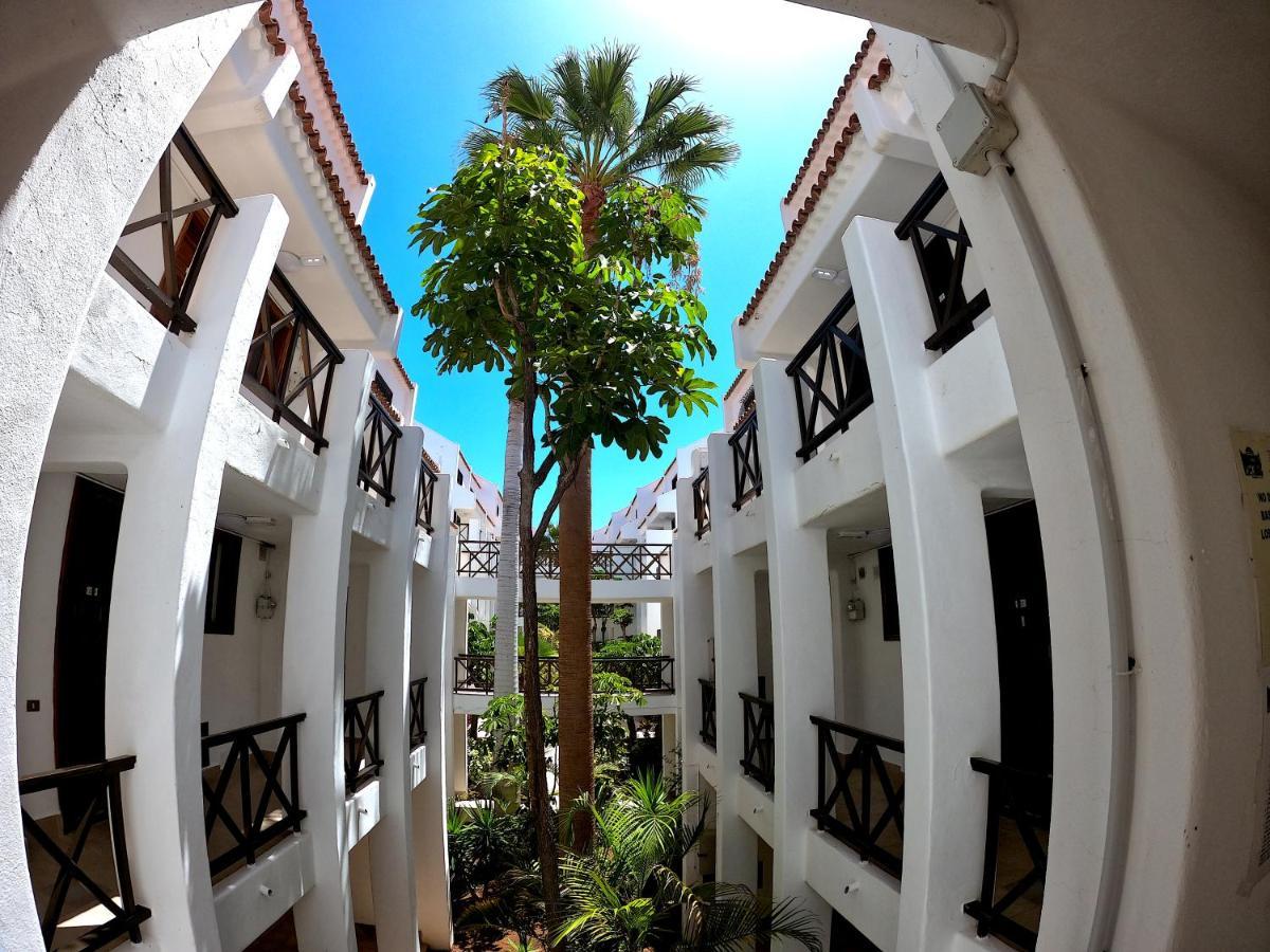 Parque Santiago I - 2 Bedroom - 1 Bathroom - Open Plan Living - Kitchen Area - Extra Large Balcony - First Floor Apartment Πλάγια ντε λας Αμέρικας Εξωτερικό φωτογραφία